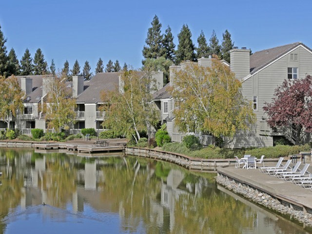 The Landing at Riverlake Image 1