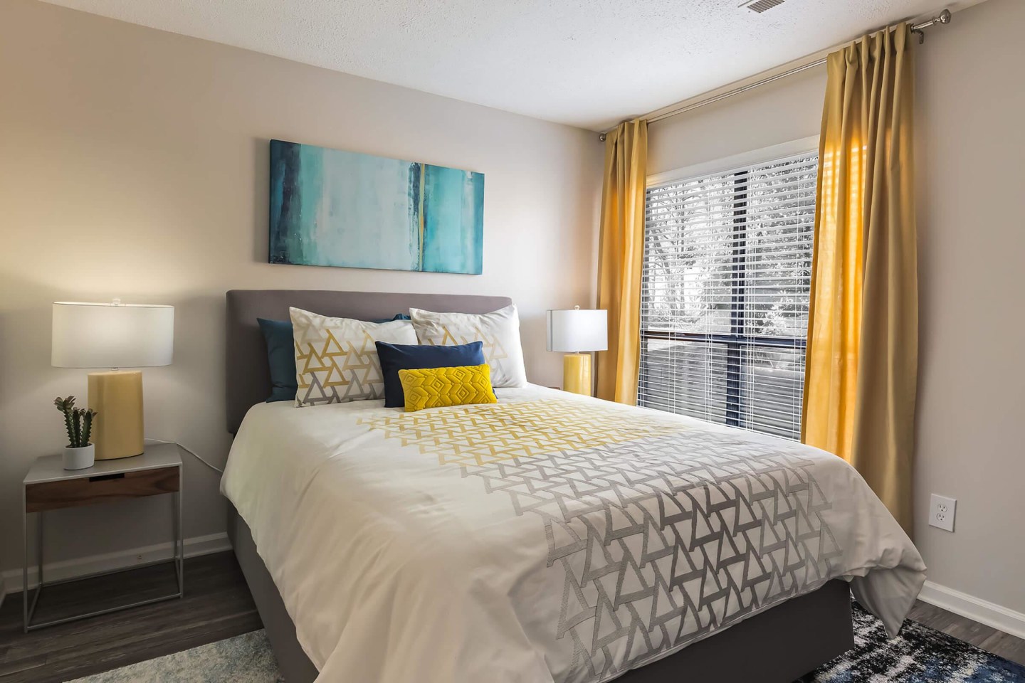 Huntsview Apartments Image 13