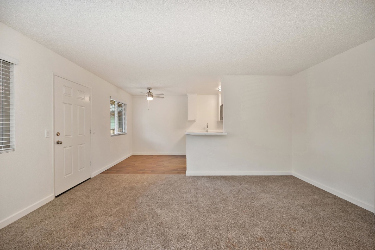 Elan Sea Lofts Image 9