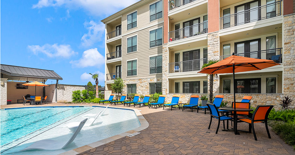Residences at Pearland Town Center Image 46