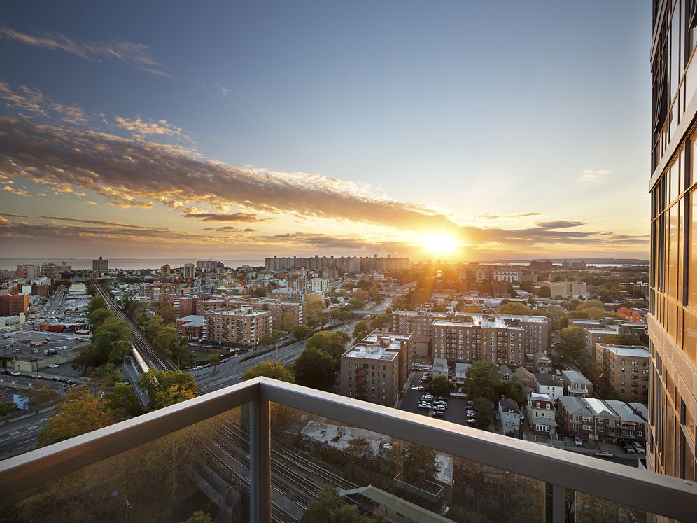 Avalon Brooklyn Bay Image 1