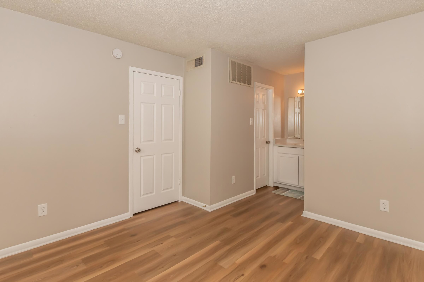 Parkside Apartments Image 3