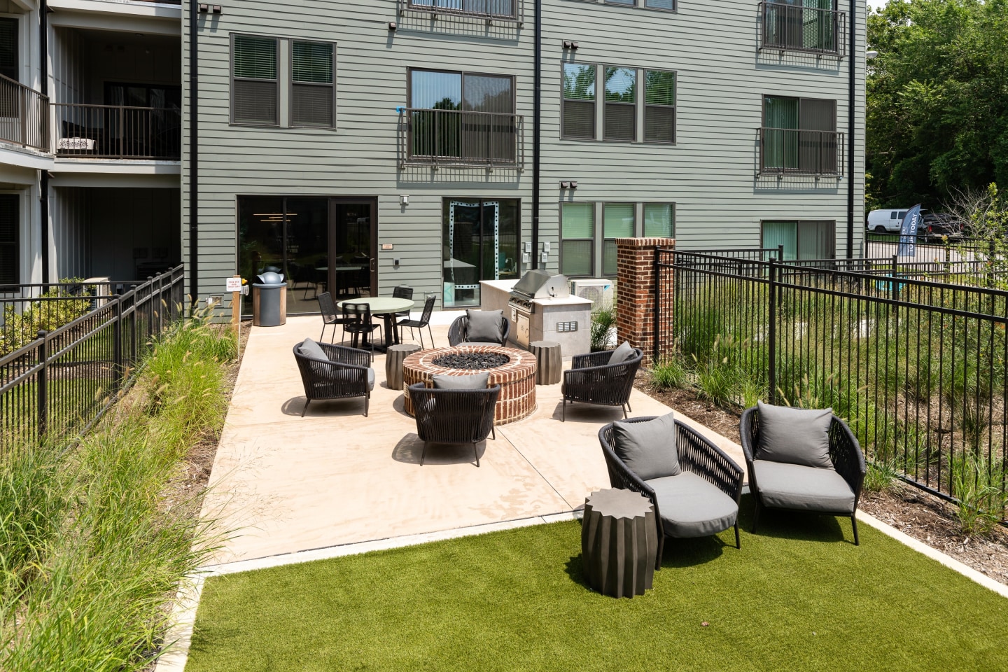 Abberly Riverwalk Image 12