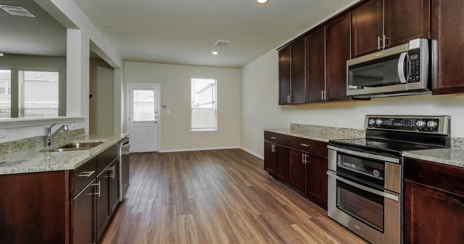 Sunset Oaks Image 22
