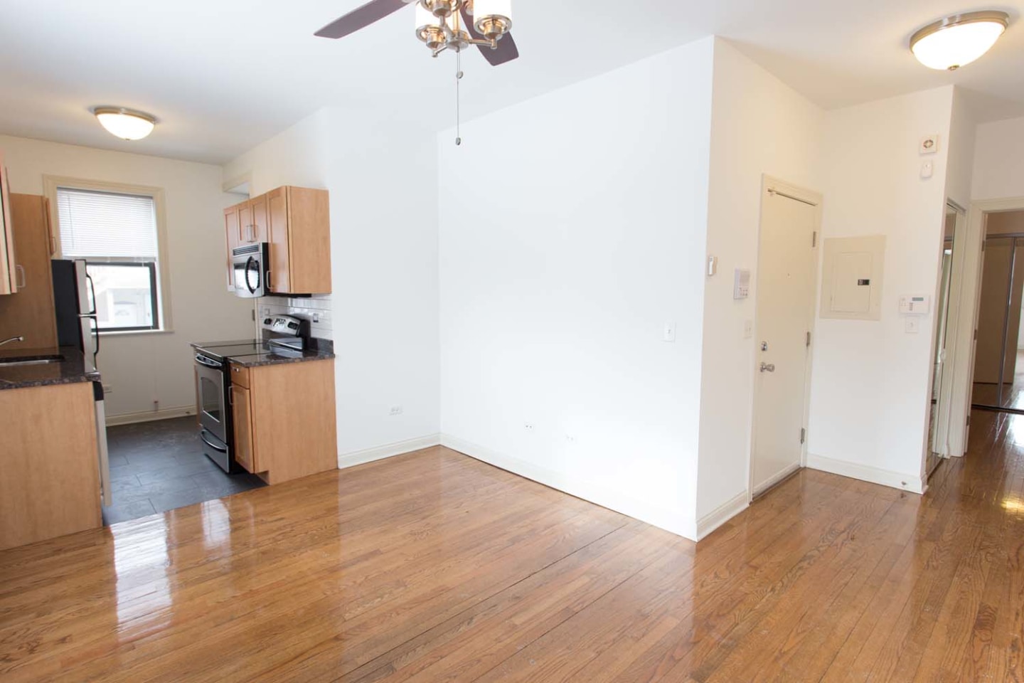 5320-5326.5 S. Drexel Boulevard Image 7
