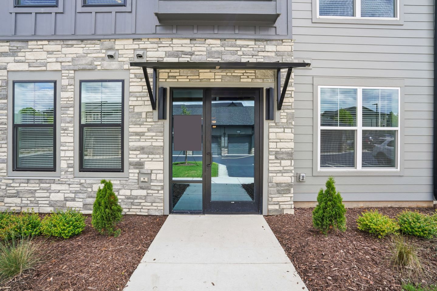 The Pullman Luxury Apartment Homes Image 19