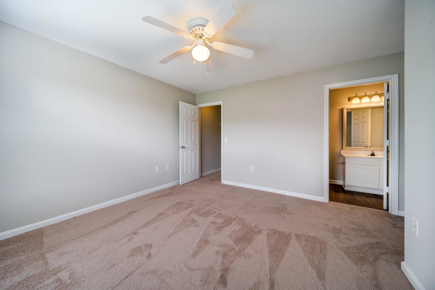 Summerlin Ridge Apartments Image 20
