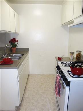 The Madrid Apartments Image 6