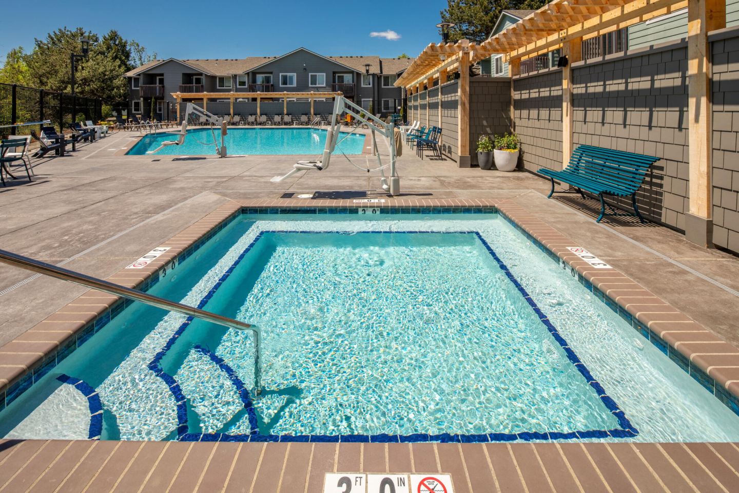 Creekside Apartments Image 16