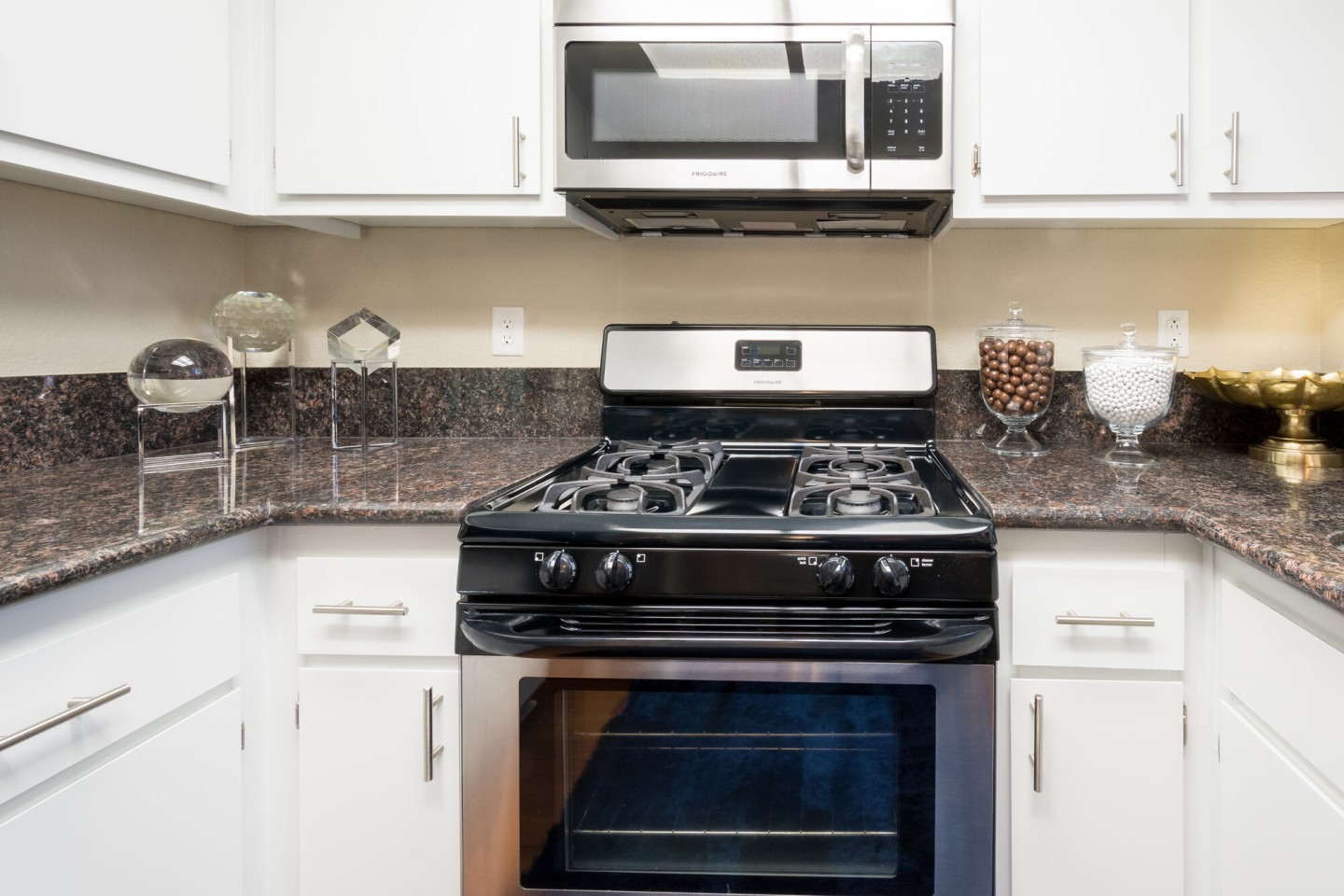 Woodstream Townhomes Image 13