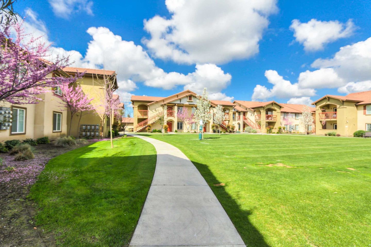 Village at Henderson Image 14