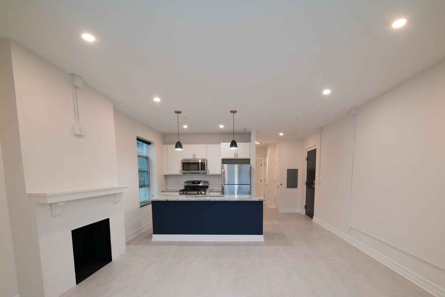 Walcot Apartments at 257 Elmwood Image 5