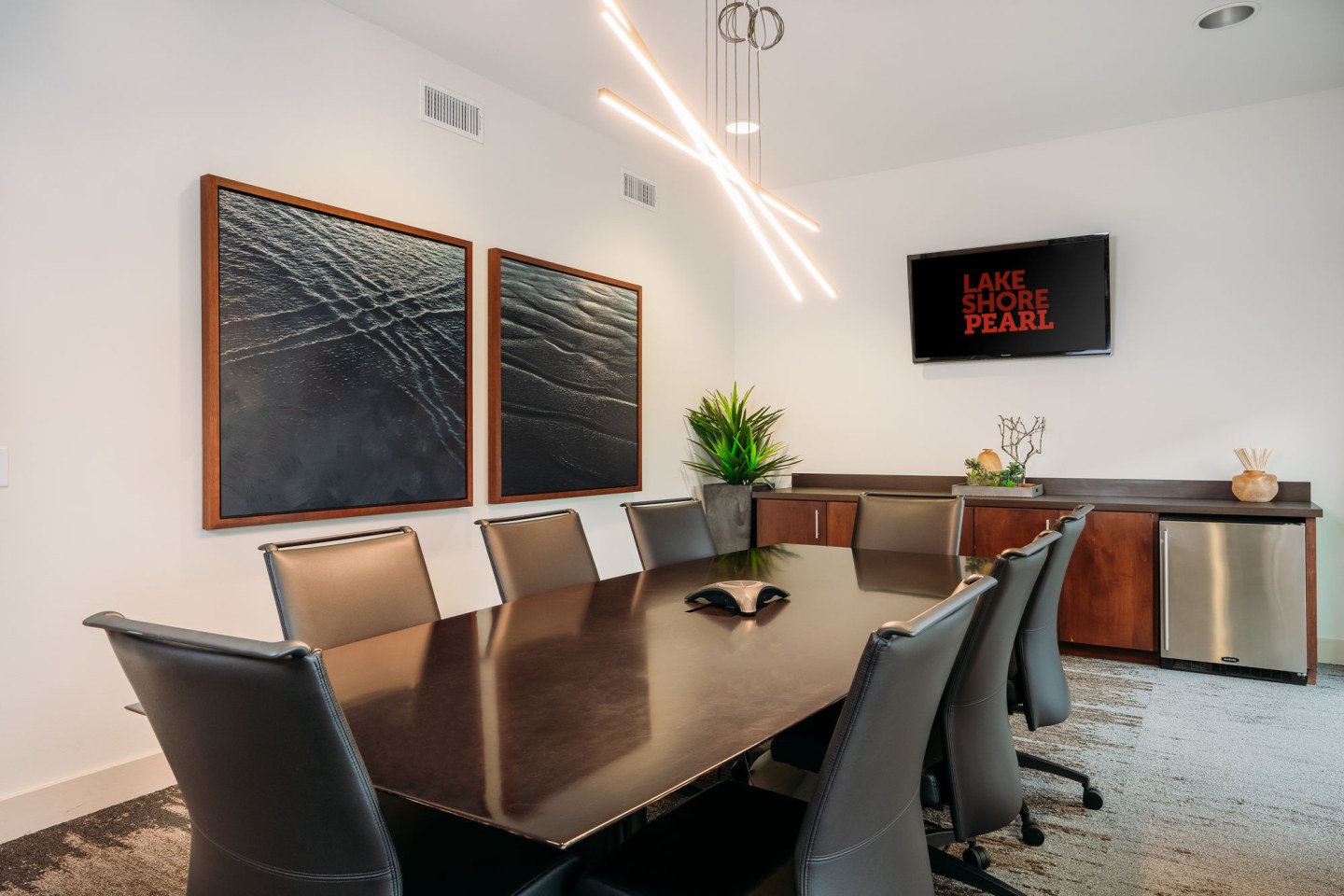 Lakeshore Pearl Image 19