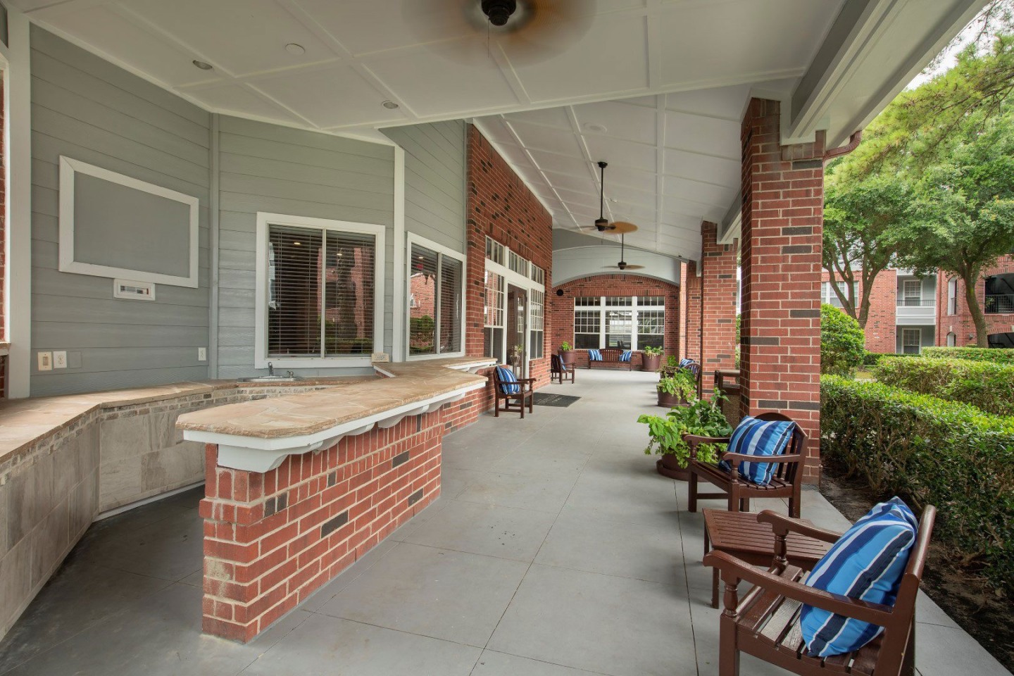 The Veranda at Centerfield Image 21