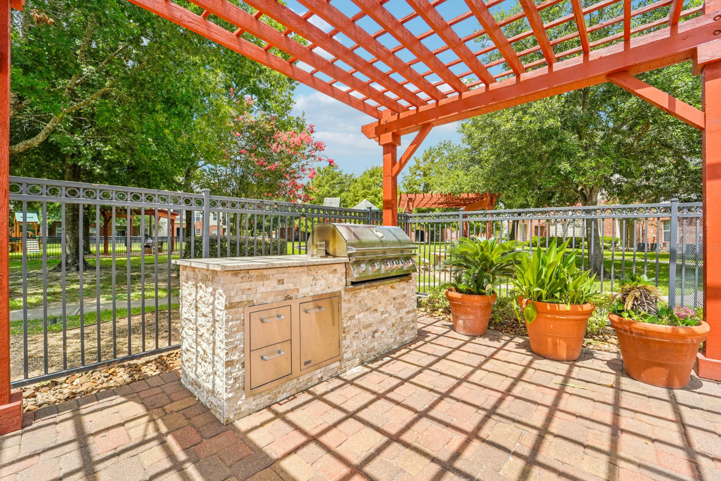 Kingwood Glen Image 3