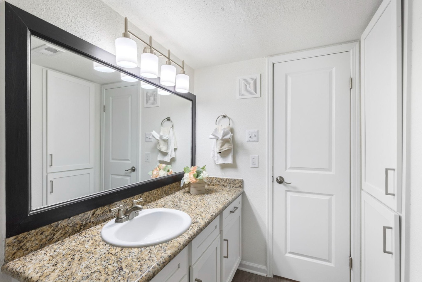 LXMI Westchase West Image 43