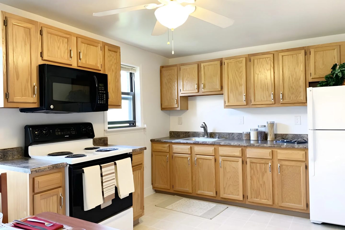 Troy Garden Image 10