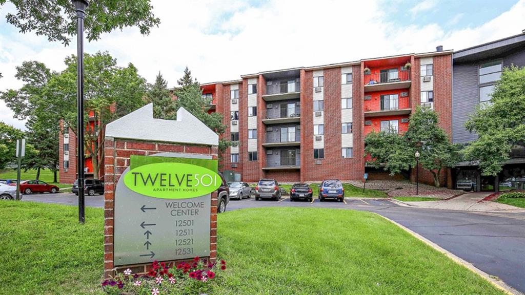 Twelve 501 Apartment Homes Image 41
