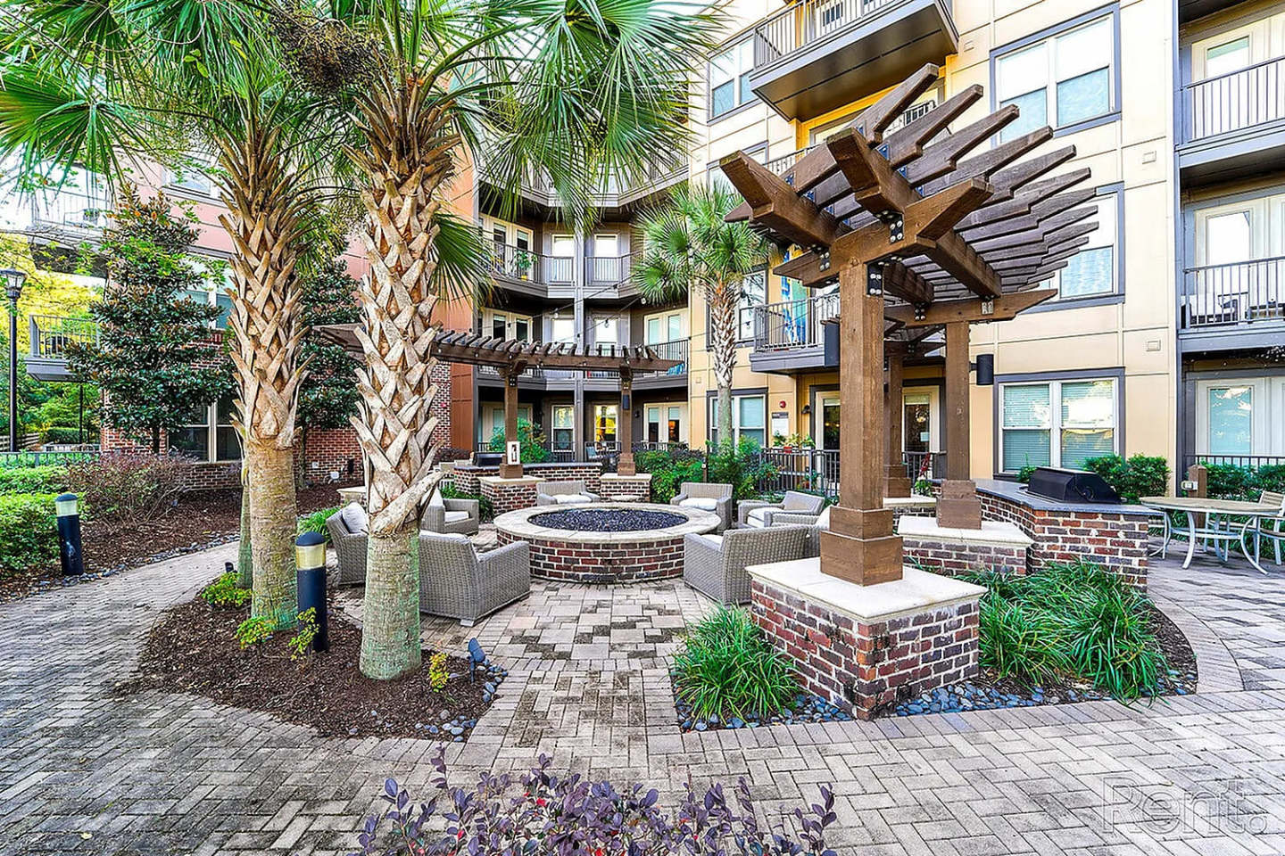 35 Folly Apartments Image 10