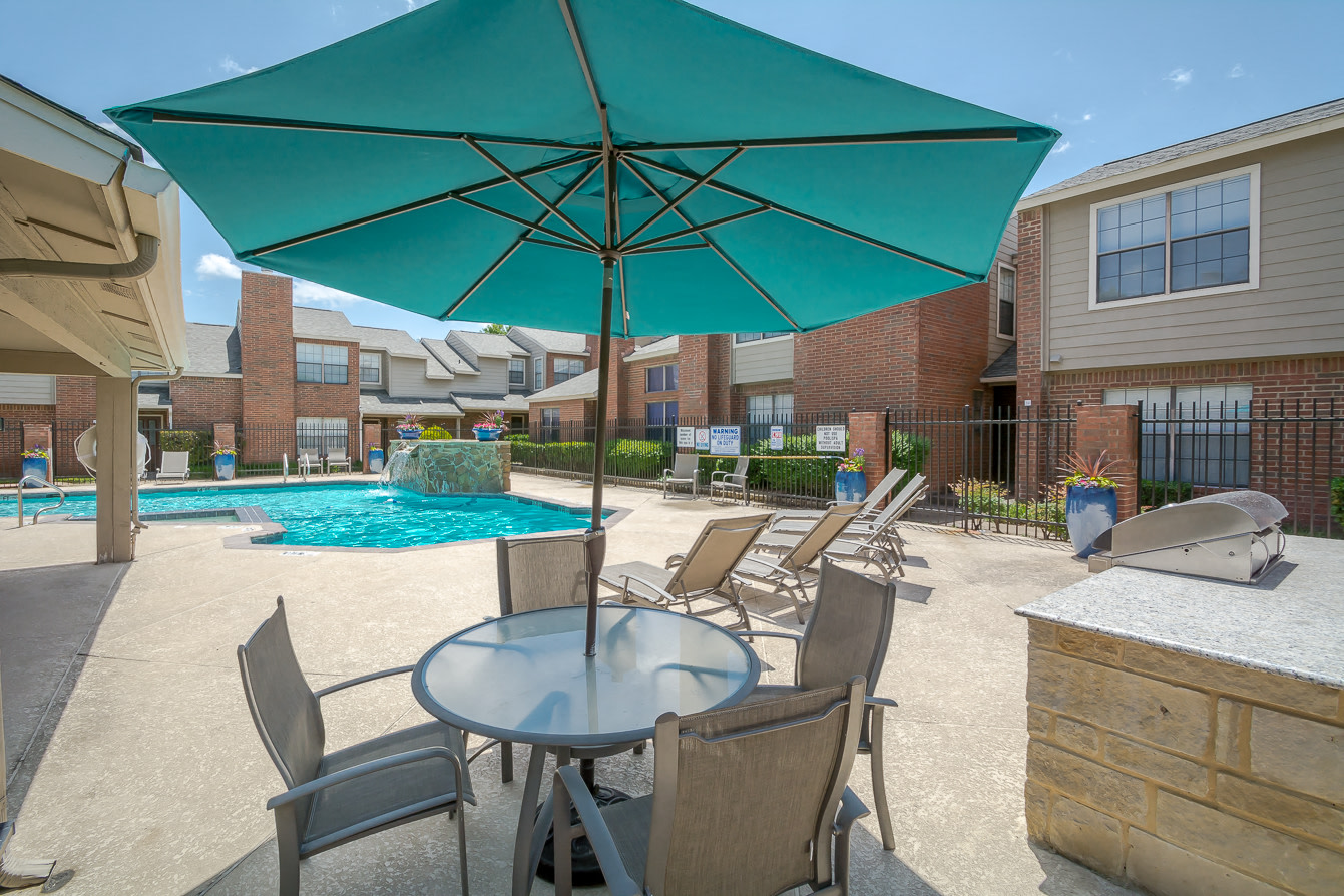 Amberly Village Image 6