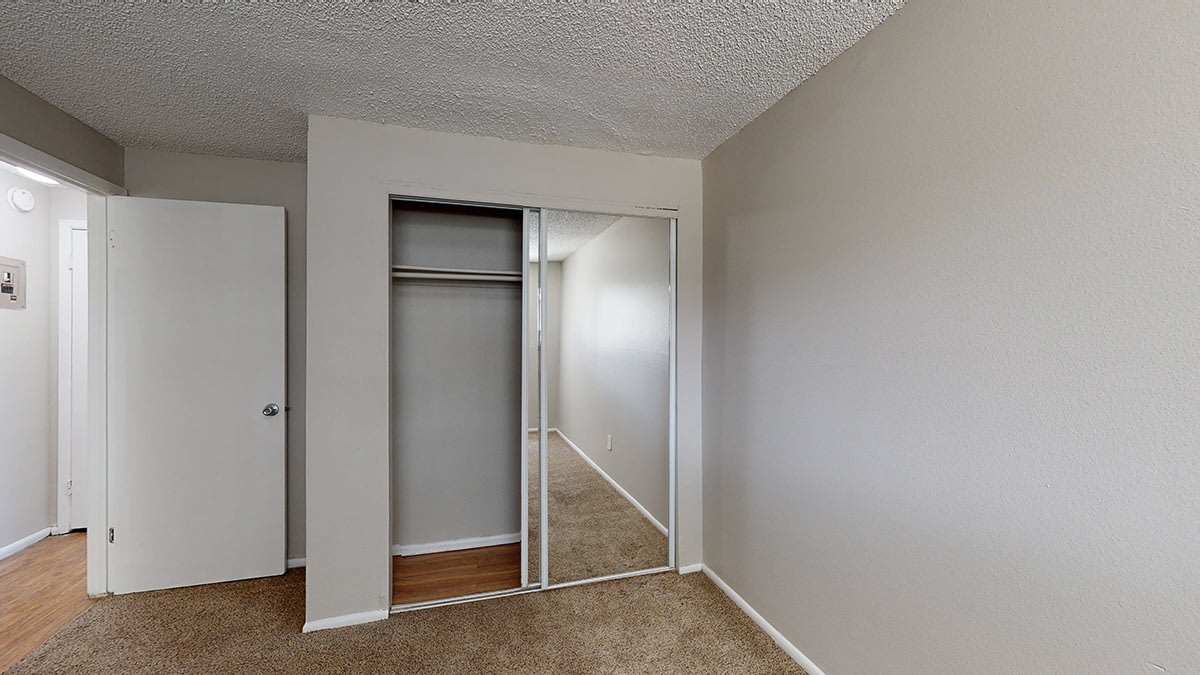 Powderhorn Apartments Image 18
