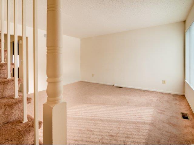 Carriage House Apartments Image 19