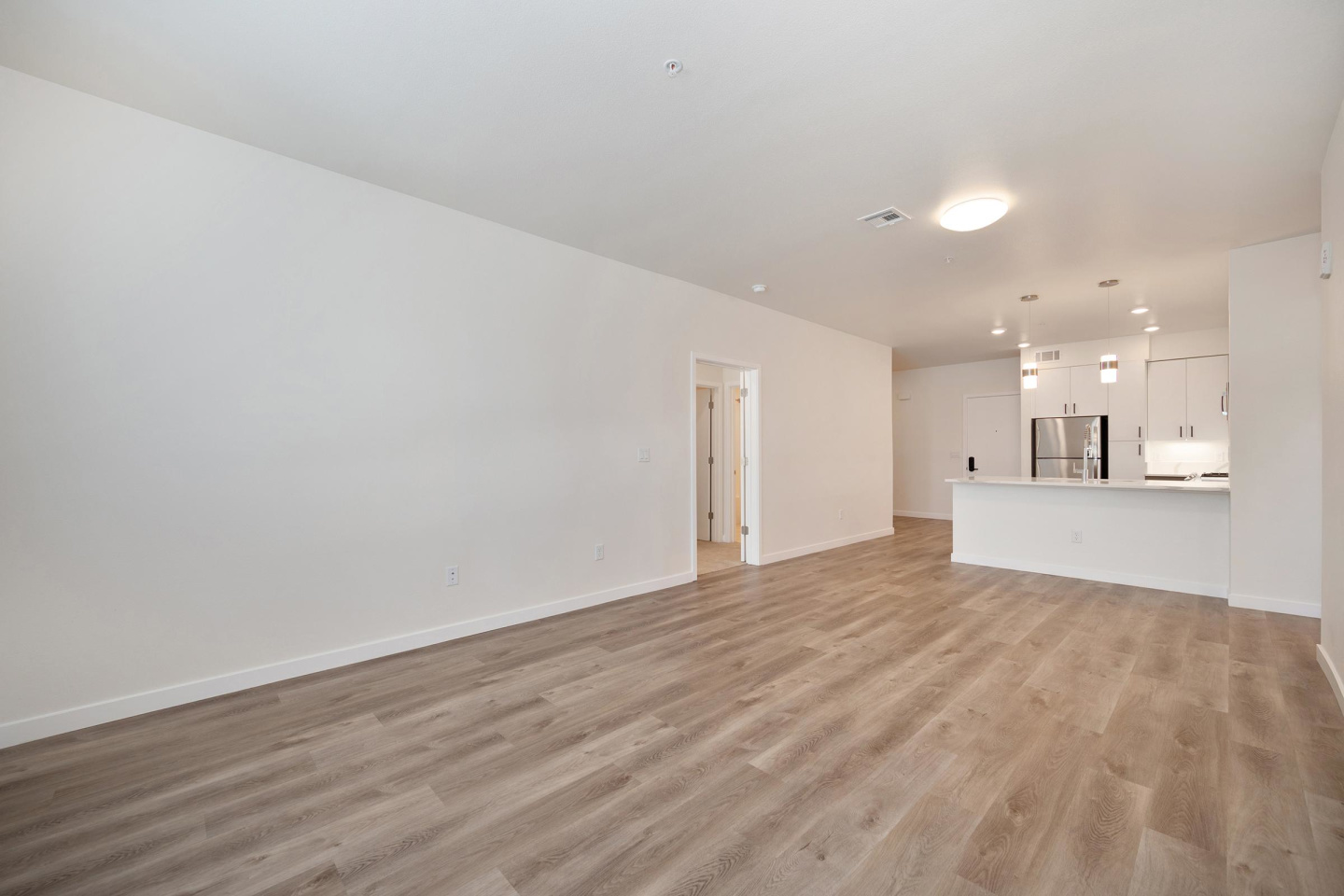 Halcyon Apartments Image 185