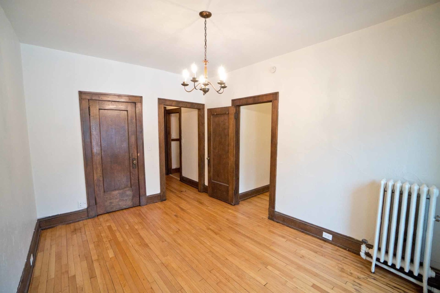 225 Place Apartments Image 38