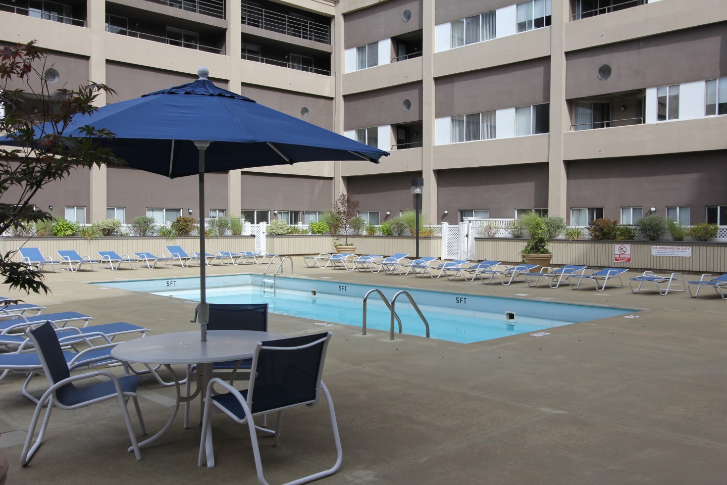 The Atrium on Commonwealth Image 10