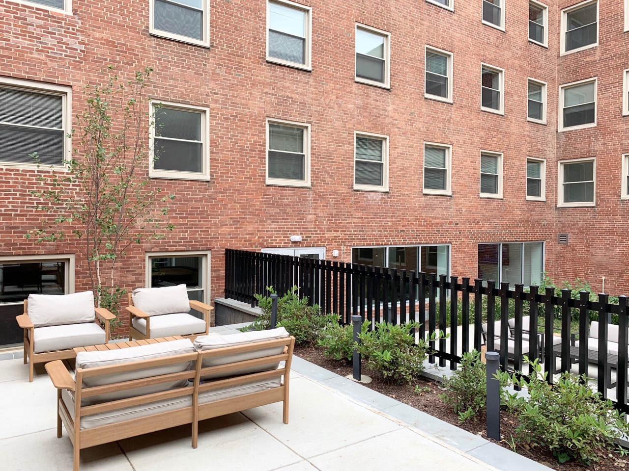Carver Slowe Apartments Image 61