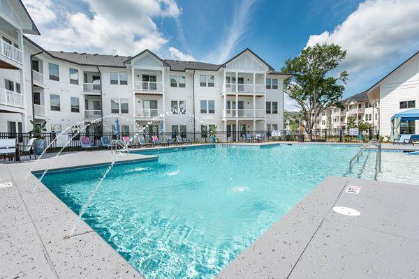 Summer Wind Apartments Image 21