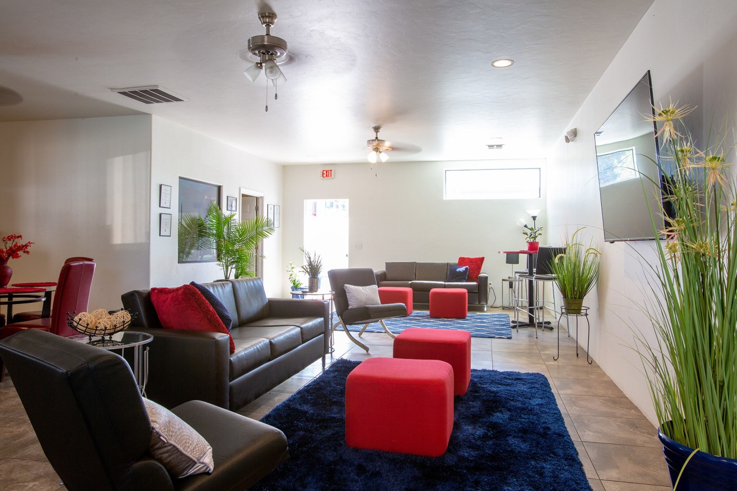 University Manor Apartments Image 15