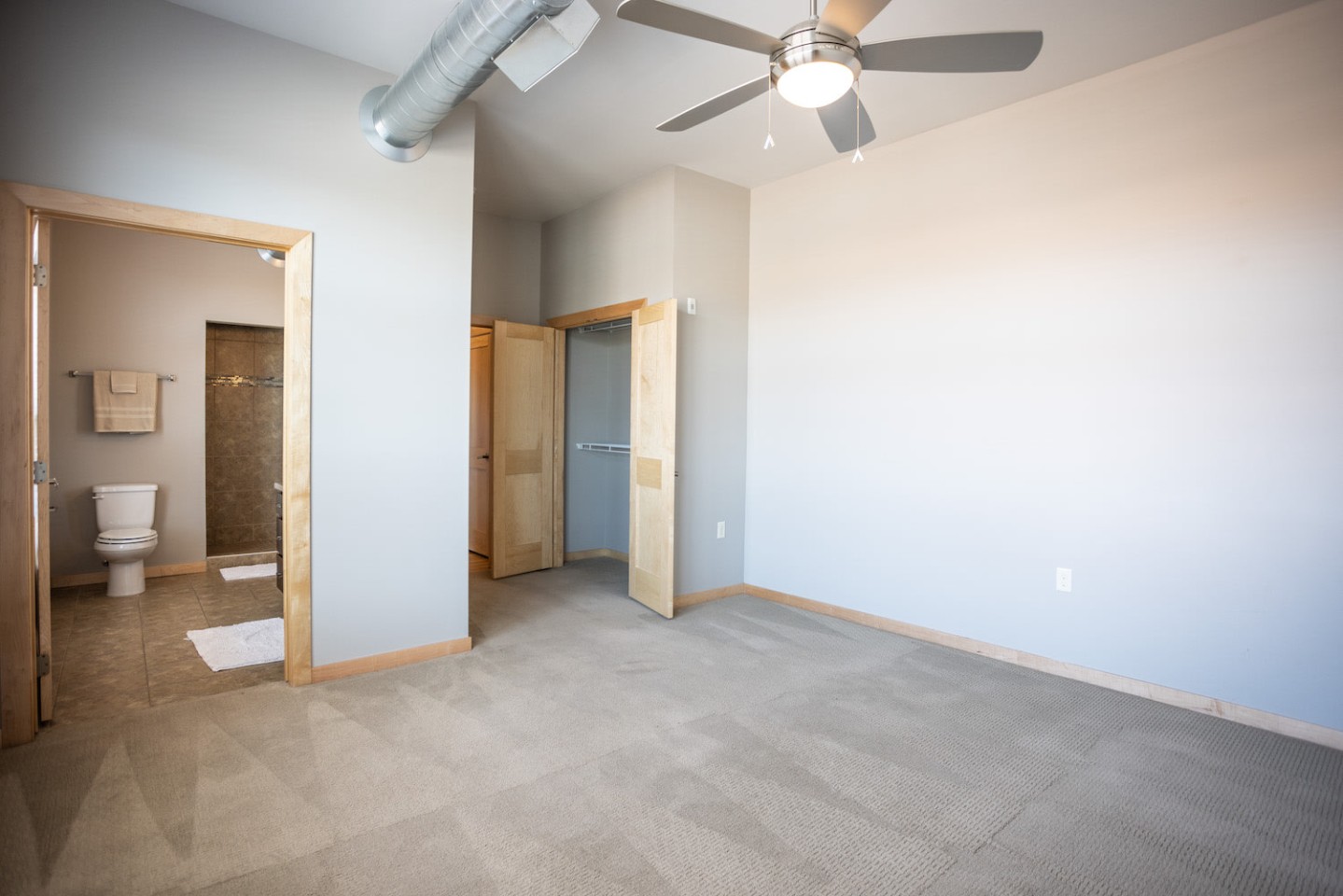 Uptown Exchange Lofts Image 38