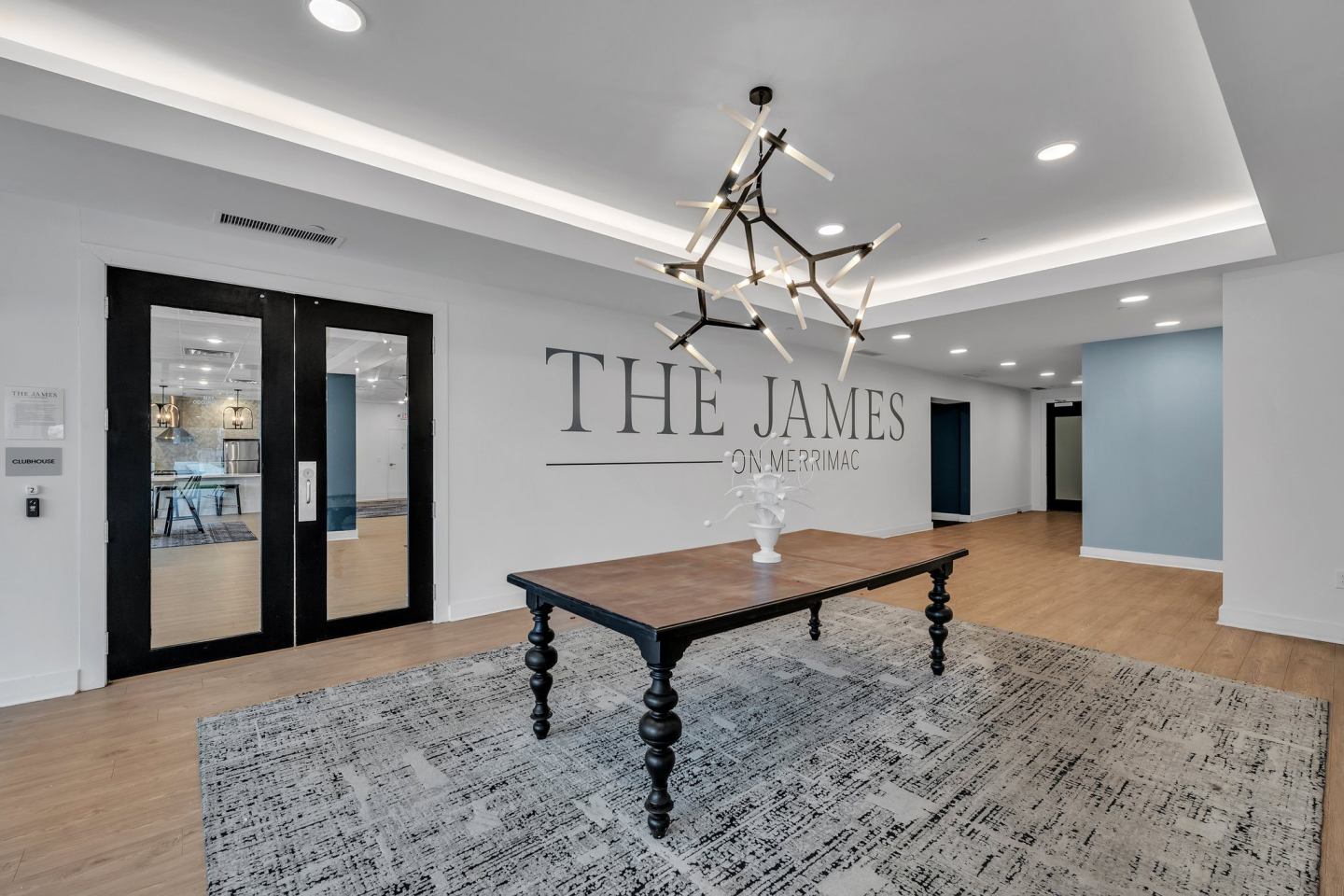 The James On Merrimac Image 5