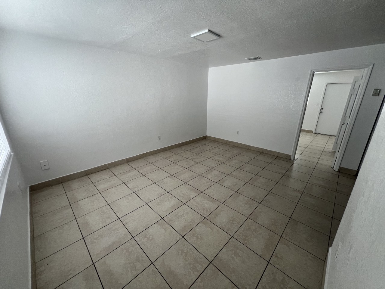 2030 Apartments Image 14