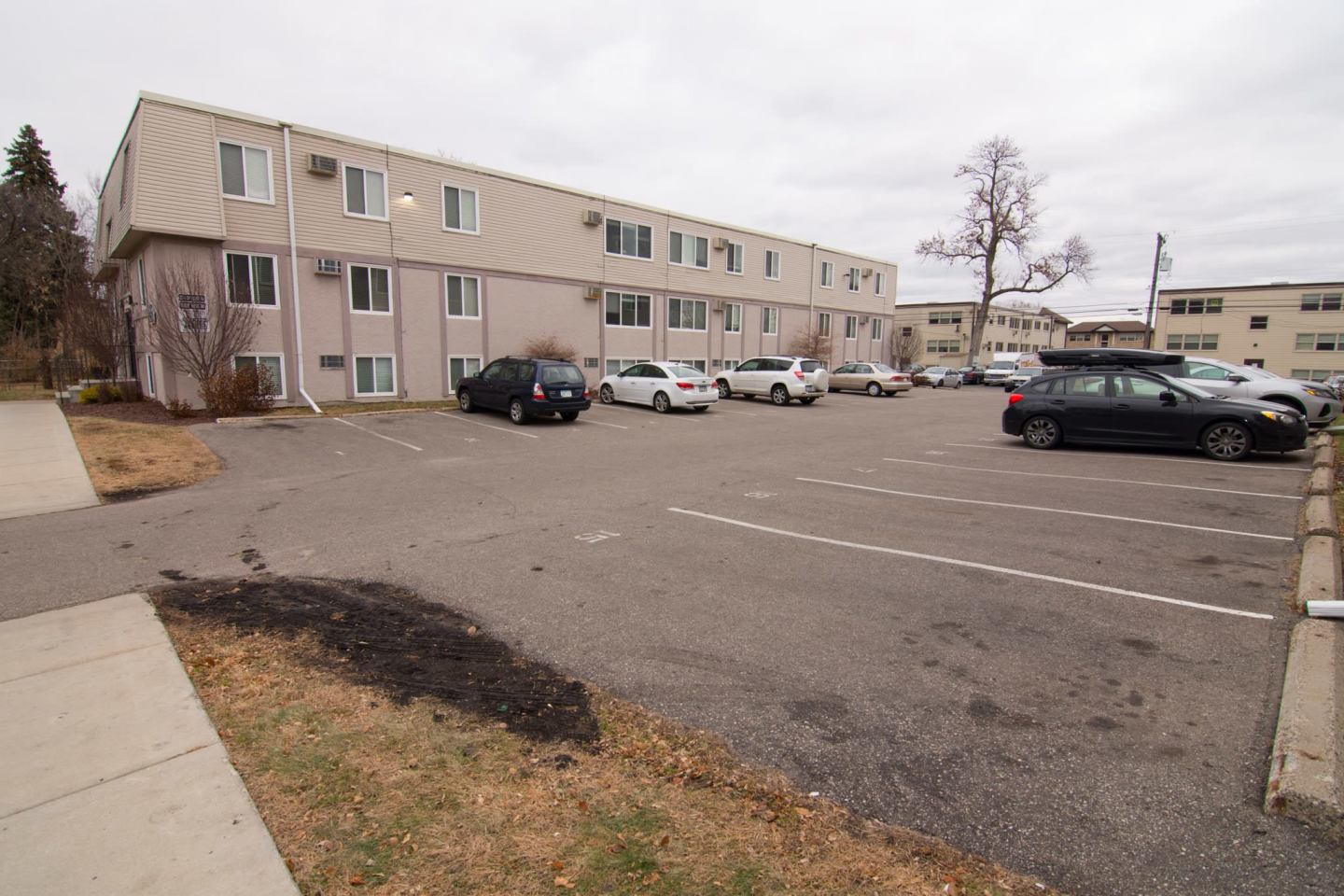 2731 Pillsbury Image 17