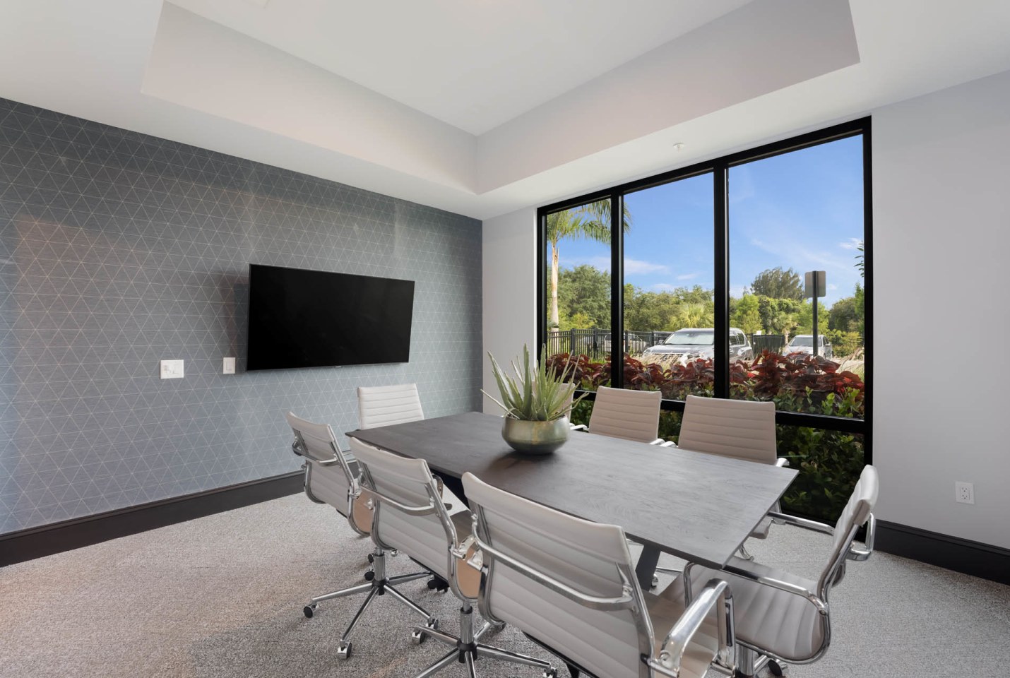 Axis One Image 56