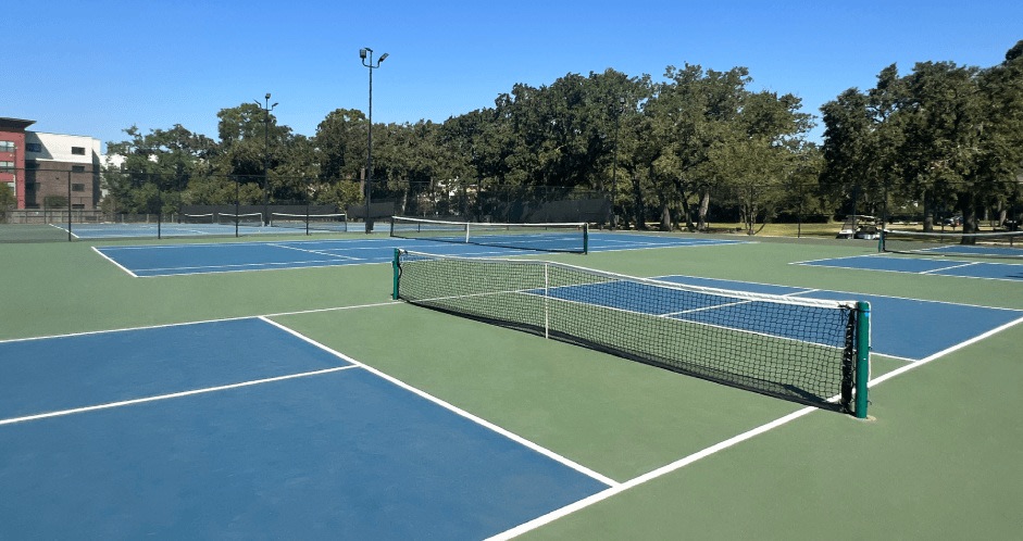 Woodlake Oaks Image 26