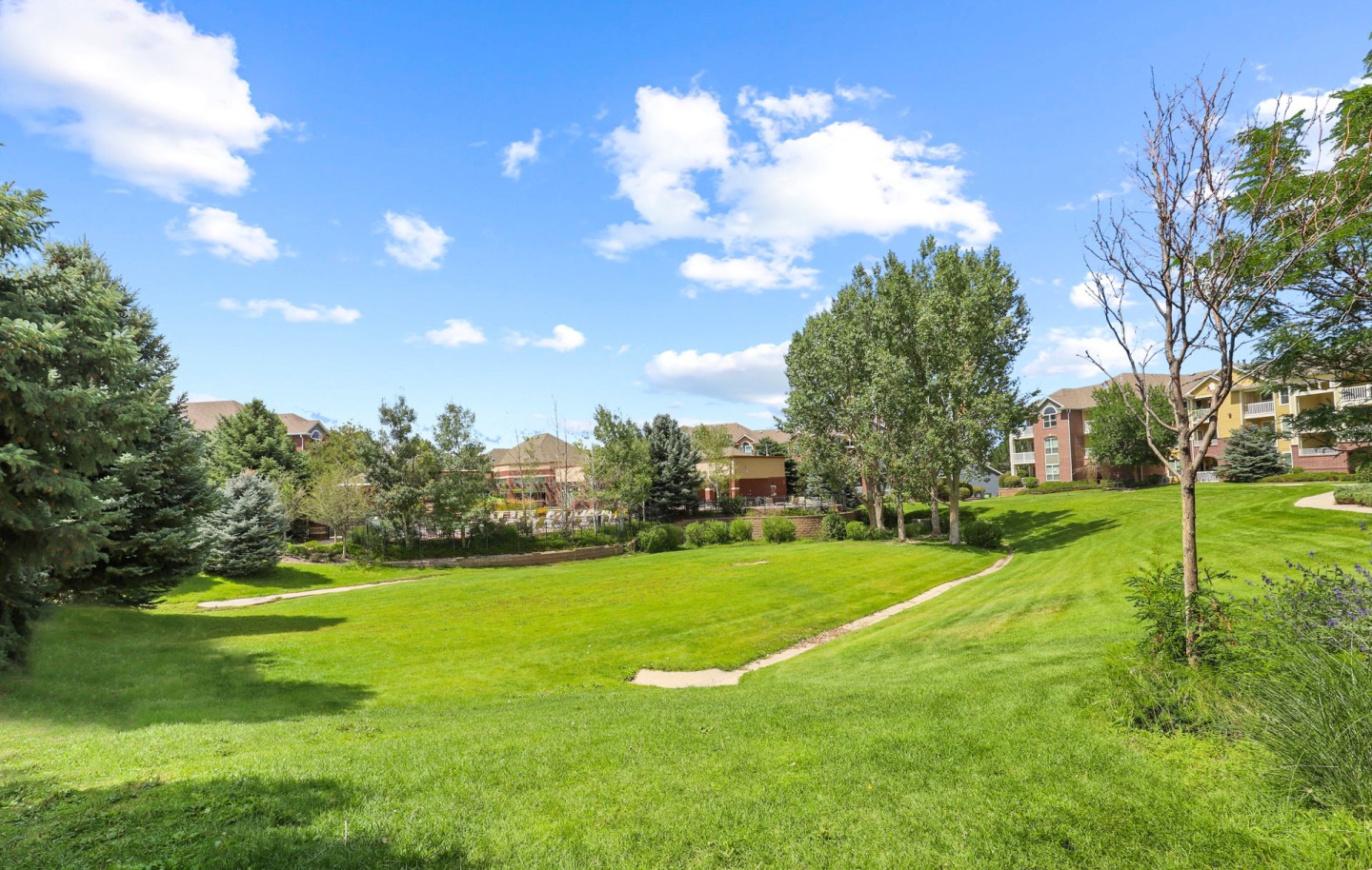 Parker Hilltop  Apartments Image 25