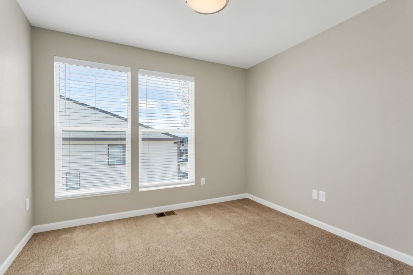 Briar Grove Townhomes Image 131