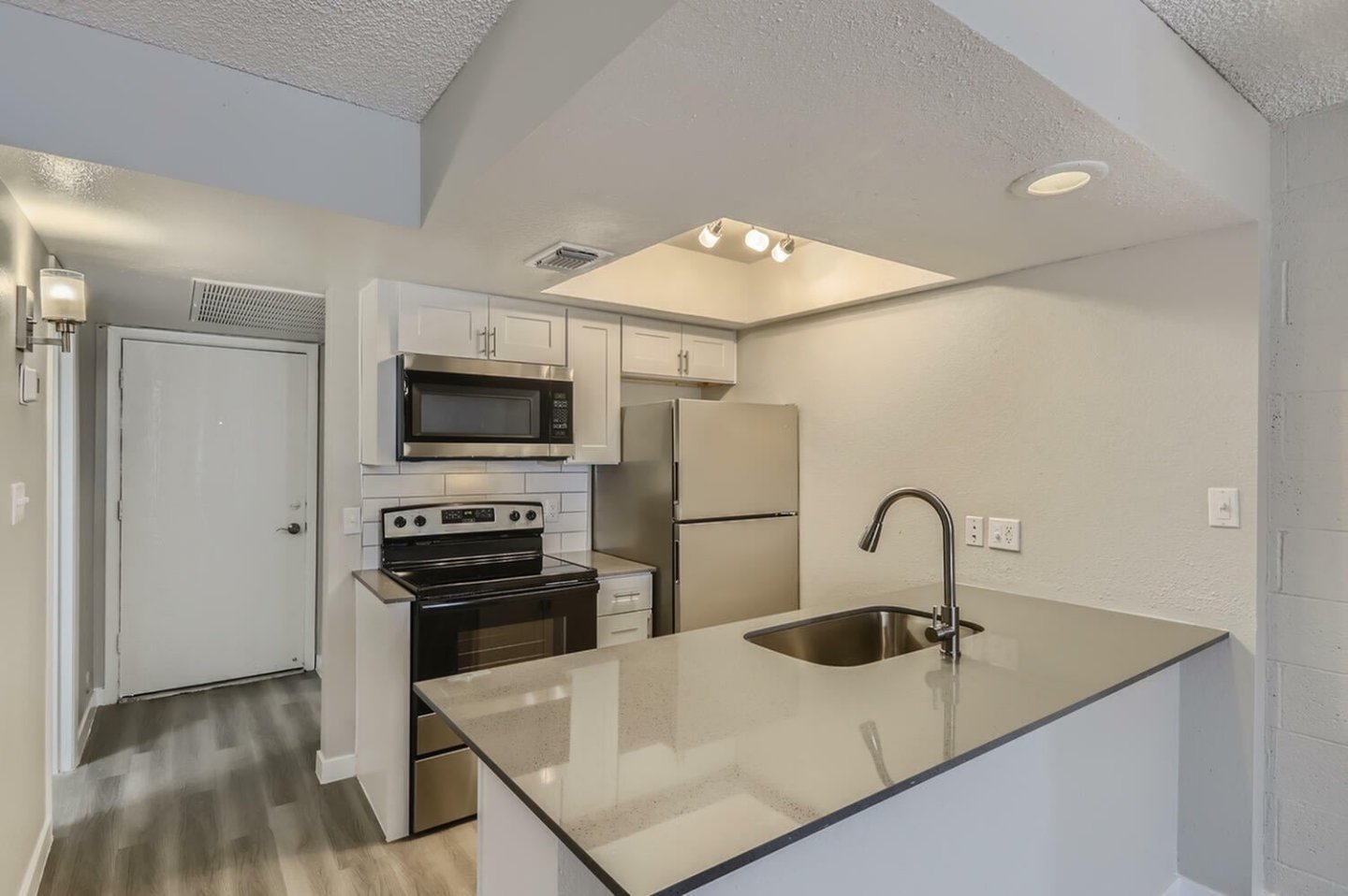 Rise Midtown Apartments Image 80