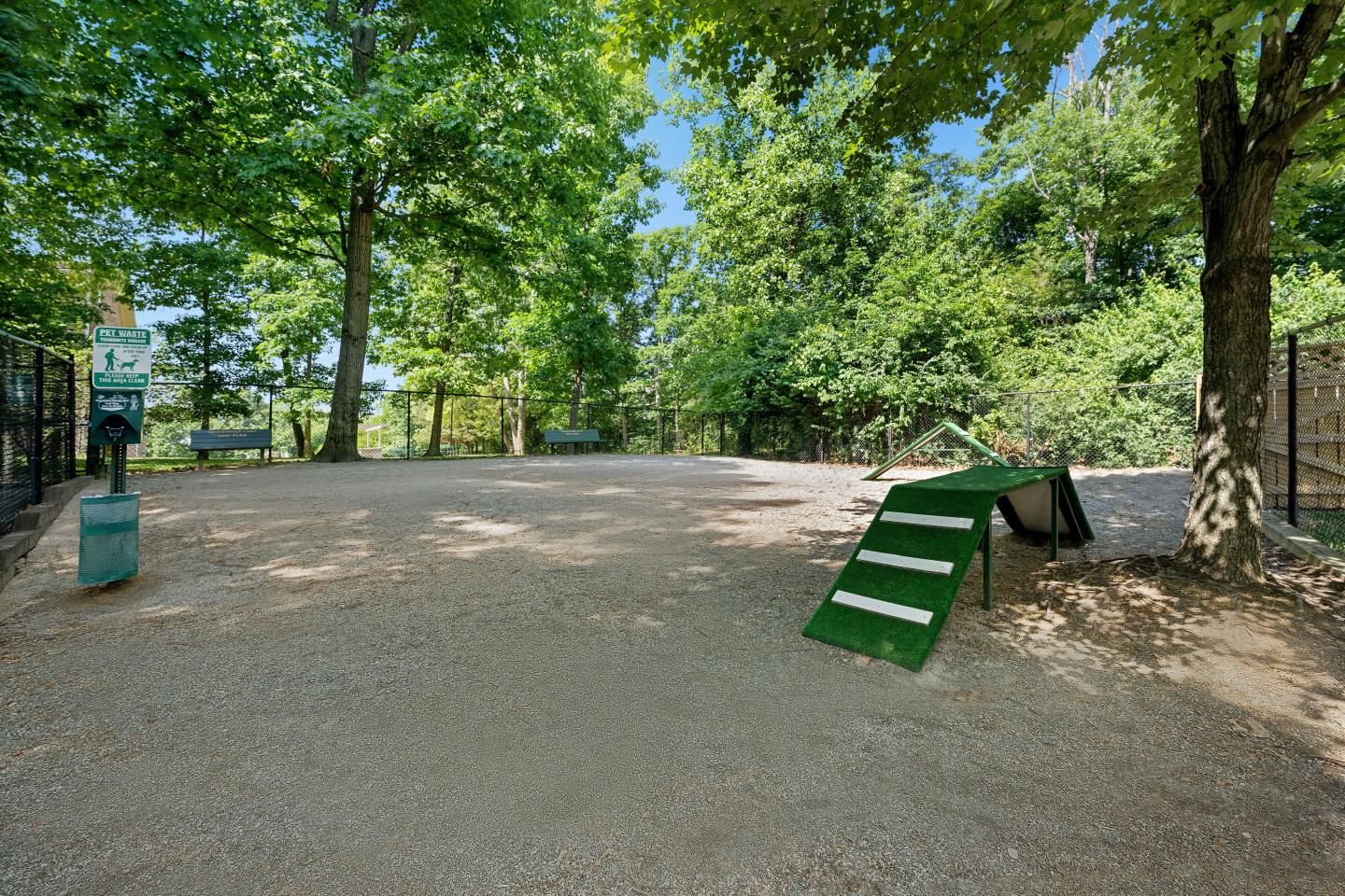 Gainsborough Court, Churchill Mews, and Copperfield Square Apartments & Townhomes Image 5