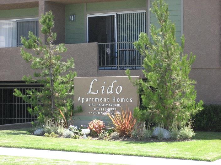 3130 Bagley Ave Image 2
