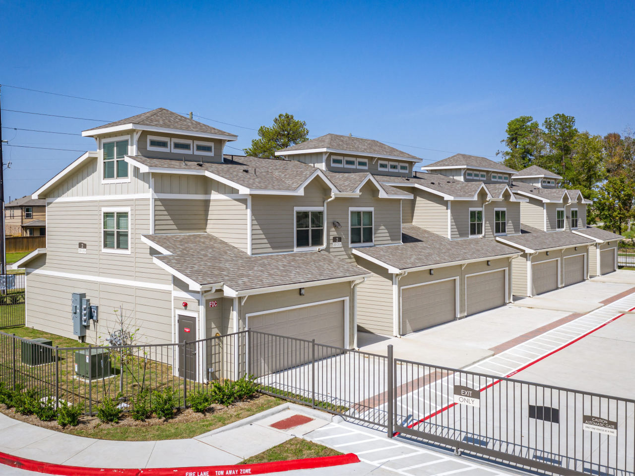 Smart Living at Cypress Creek Image 18
