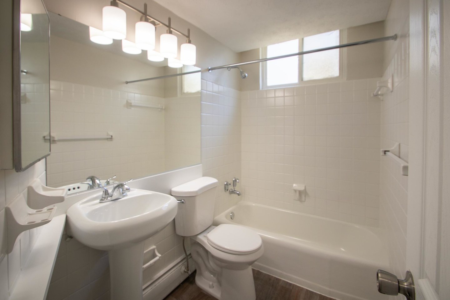 Colonial Ridge Image 6