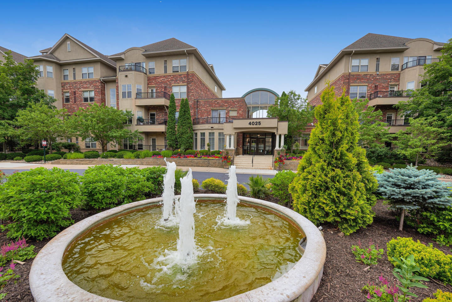 Cornelia Place Image 7