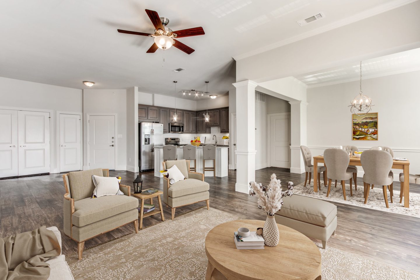 Varia at Highland Village Image 4