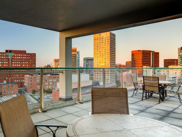100 Memorial Drive Image 13