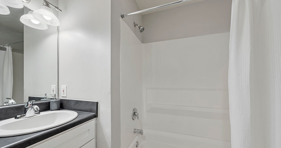 Student Housing - Seahawk Retreat Image 16