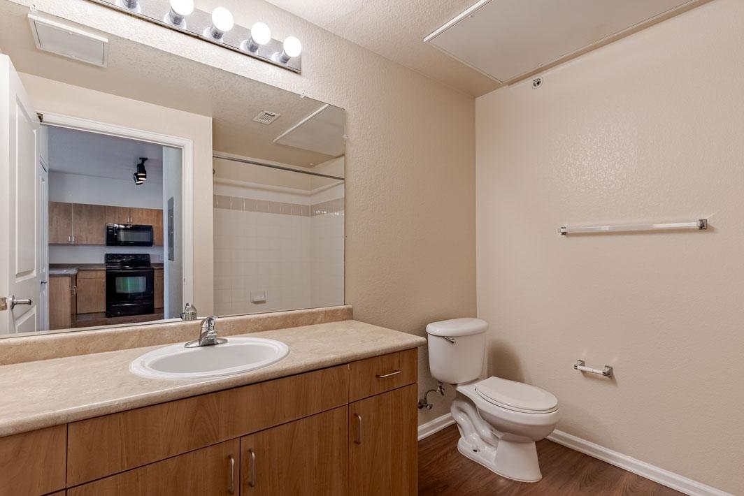 Diamond at Prospect Apartments Image 14